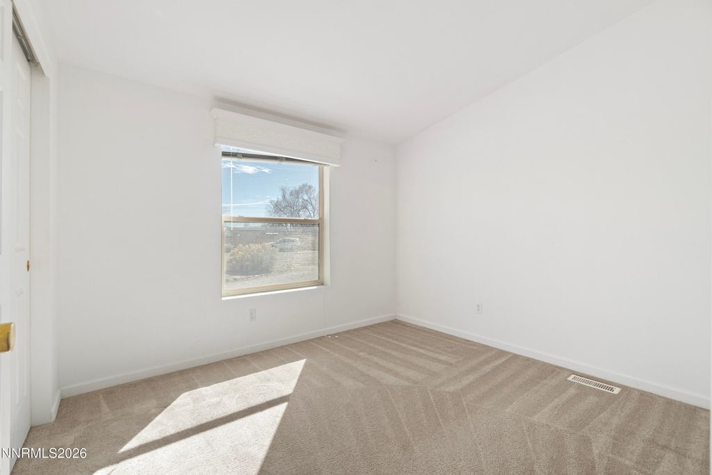 Image 22 of property listing at 6 Pauma Court, Yerington, NV 89447