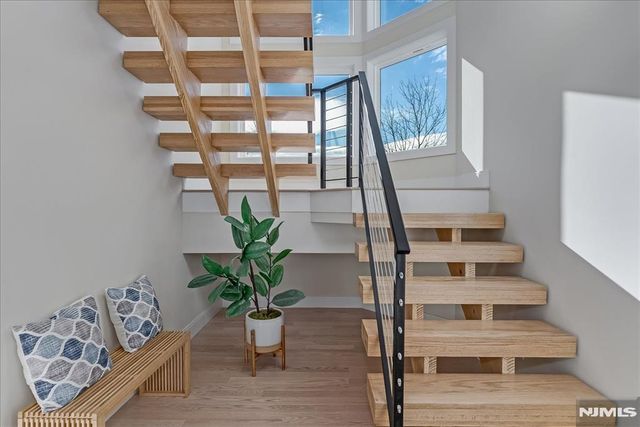 424 Lake Shore Drive, West Milford, NJ 07421