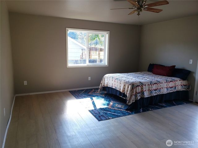 205 Stub Road, Onalaska, WA 98570
