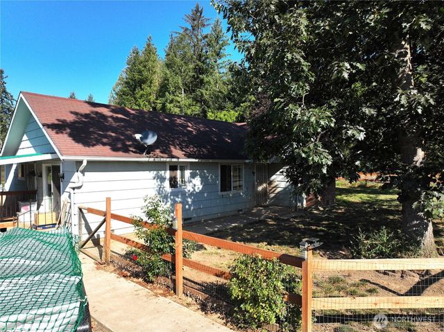 205 Stub Road, Onalaska, WA 98570