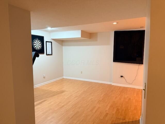 8840 Meadow Grass Lane, Lewis Center, OH 43035