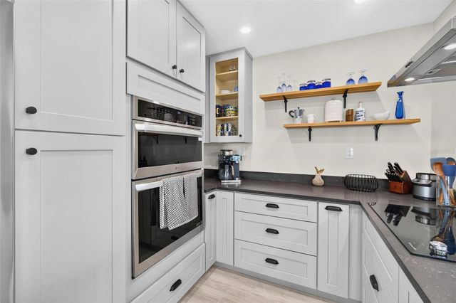 53 DOLPHIN DRIVE, Treasure Island, FL 33706