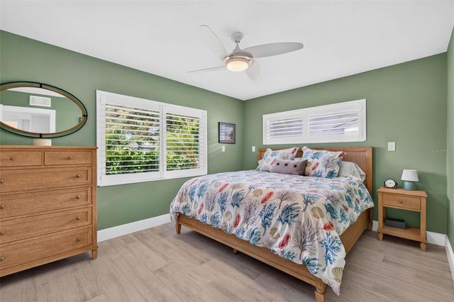53 DOLPHIN DRIVE, Treasure Island, FL 33706