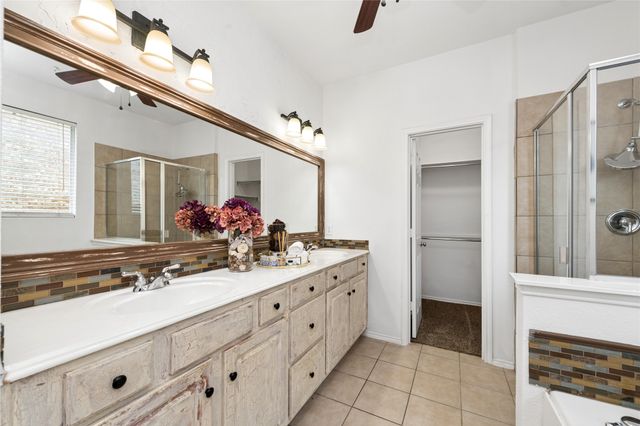 1007 Heathrow Drive, Frisco, TX 75036