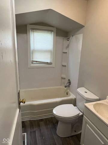 930 N Kealing Avenue, Indianapolis, IN 46201