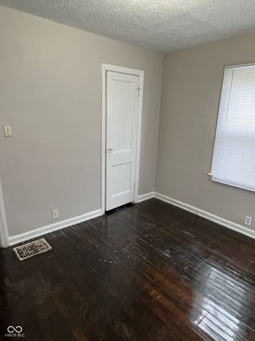 930 N Kealing Avenue, Indianapolis, IN 46201