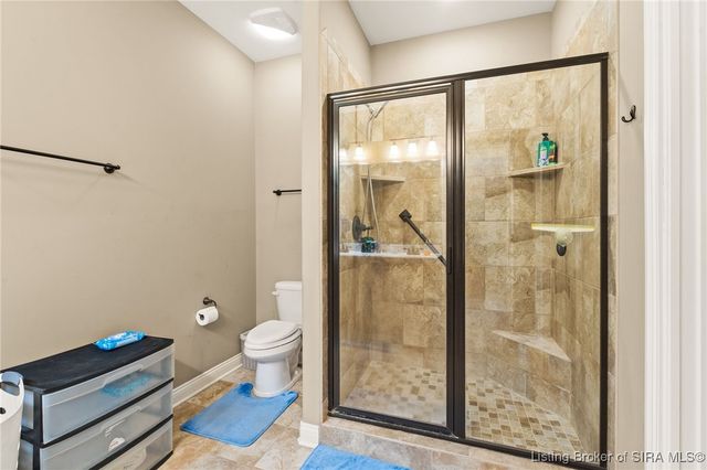 3016 Garden Villa Drive, Jeffersonville, IN 47130