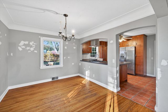 5416 51st Avenue N, Crystal, MN 55429