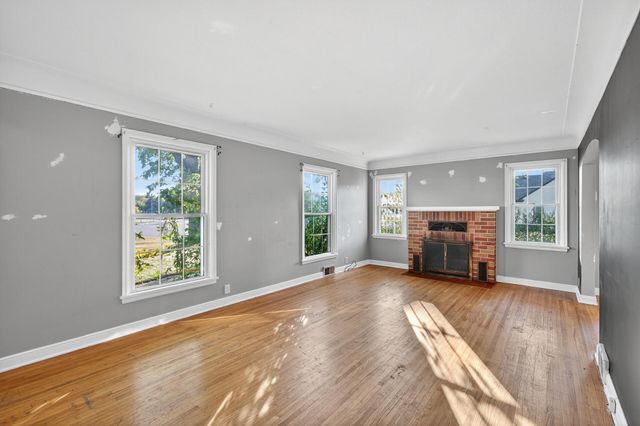 5416 51st Avenue N, Crystal, MN 55429