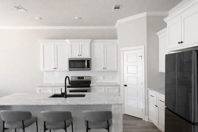 310 W Tate Street, Robinson, TX 76706