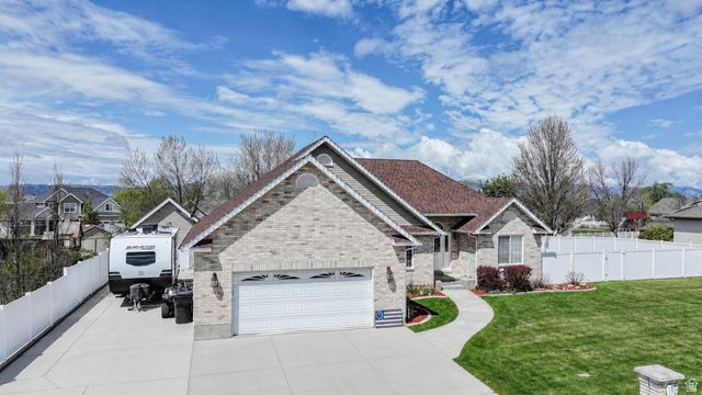 1075 DOUBLE EAGLE CIR, Preston, ID 83263