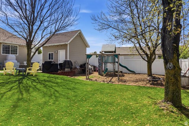 1075 DOUBLE EAGLE CIR, Preston, ID 83263