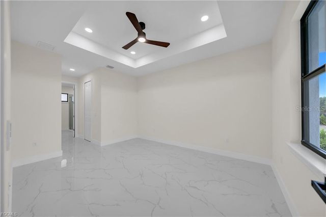 2903 VILLA AVENUE S, Lehigh Acres, FL 33976