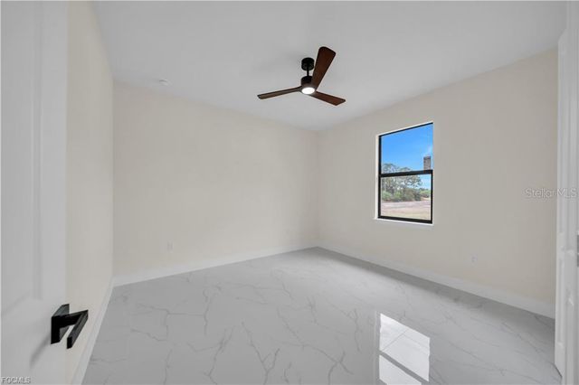 2903 VILLA AVENUE S, Lehigh Acres, FL 33976