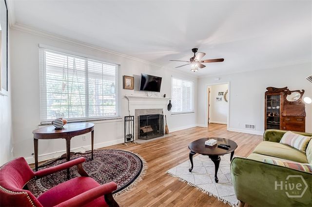 18 E 61st Street, Savannah, GA 31405