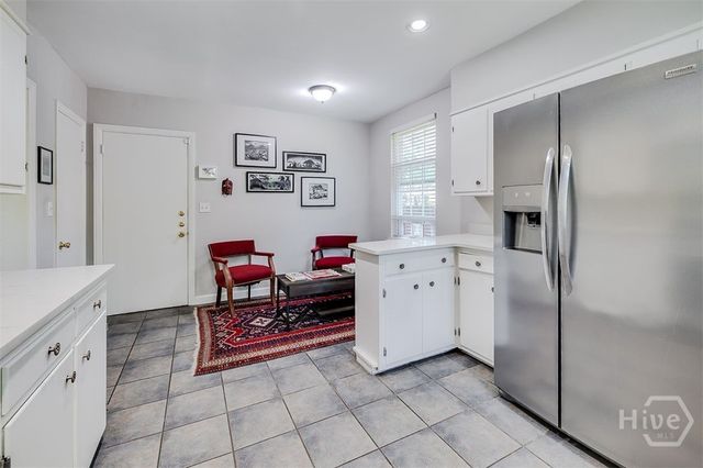 18 E 61st Street, Savannah, GA 31405