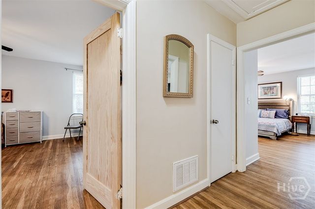 18 E 61st Street, Savannah, GA 31405