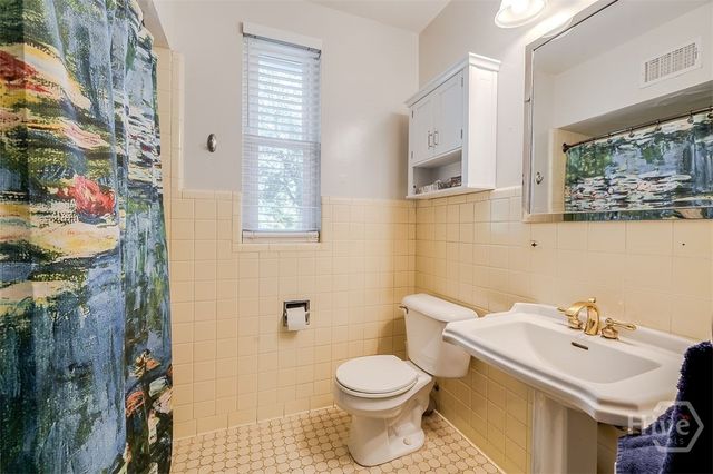 18 E 61st Street, Savannah, GA 31405