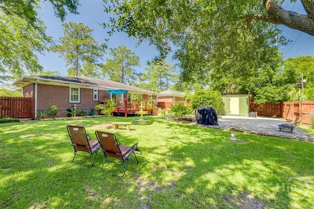 18 E 61st Street, Savannah, GA 31405