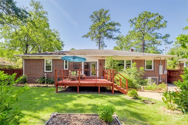 18 E 61st Street, Savannah, GA 31405