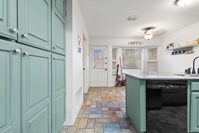 118 E Sycamore, Longview, TX 75604