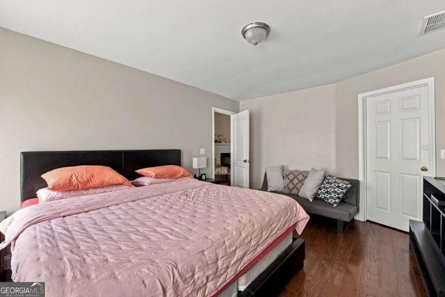 61 Oxford Brook Way, Lawrenceville, GA 30046