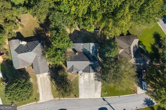 61 Oxford Brook Way, Lawrenceville, GA 30046