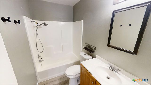 2107 Creekwood Drive, Killeen, TX 76543