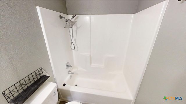 2107 Creekwood Drive, Killeen, TX 76543