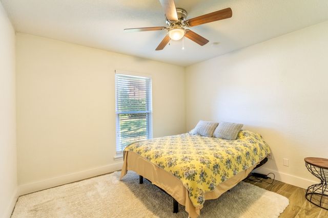 1505 Williamsburg Court, Ennis, TX 75119