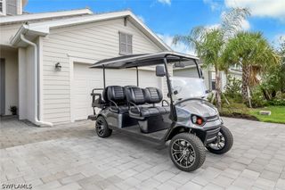 2257 Avocado LN, Naples, FL 34120