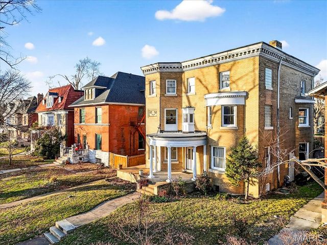 5103 Waterman Boulevard, St Louis, MO 63108