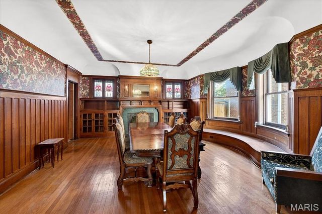 5103 Waterman Boulevard, St Louis, MO 63108