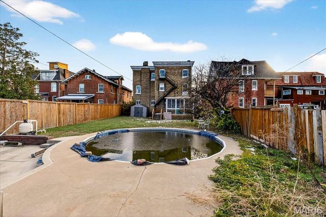 5103 Waterman Boulevard, St Louis, MO 63108