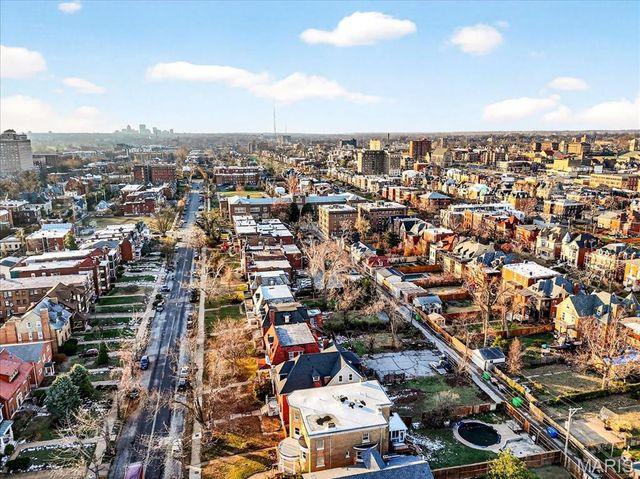 5103 Waterman Boulevard, St Louis, MO 63108