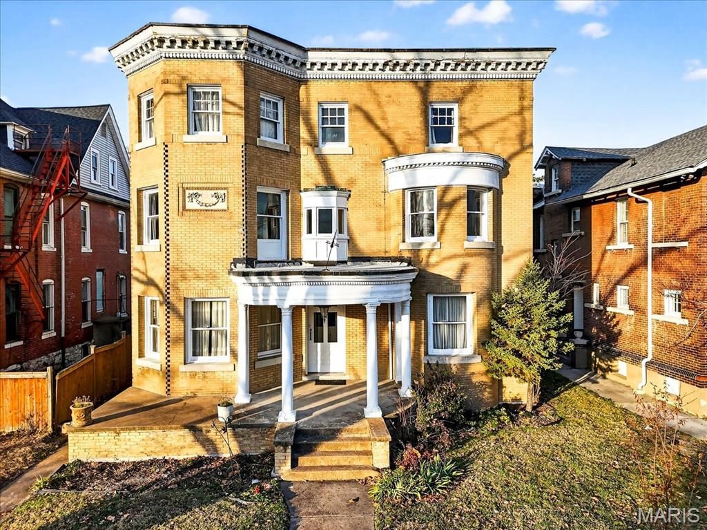 5103 Waterman Boulevard, St Louis, MO 63108