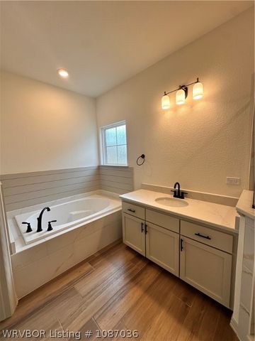 1222 Brianne, Van Buren, AR 72956