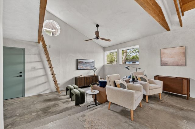 905 Payne Ave, Austin, TX 78757