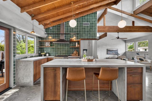 905 Payne Ave, Austin, TX 78757