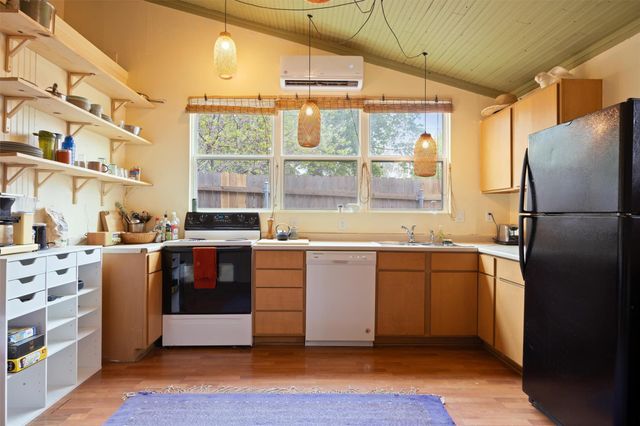 905 Payne Ave, Austin, TX 78757