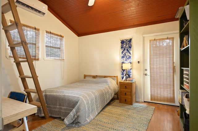 905 Payne Ave, Austin, TX 78757