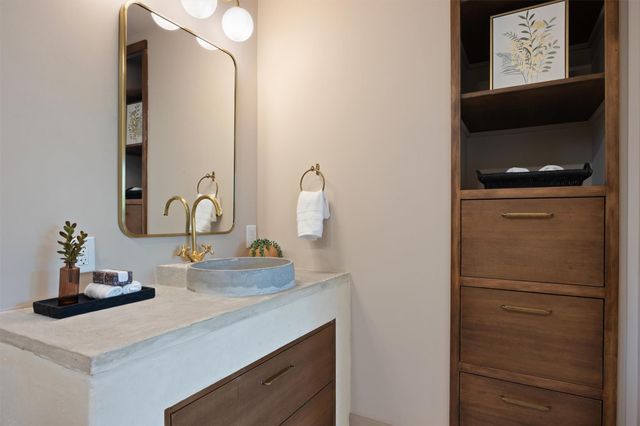 905 Payne Ave, Austin, TX 78757