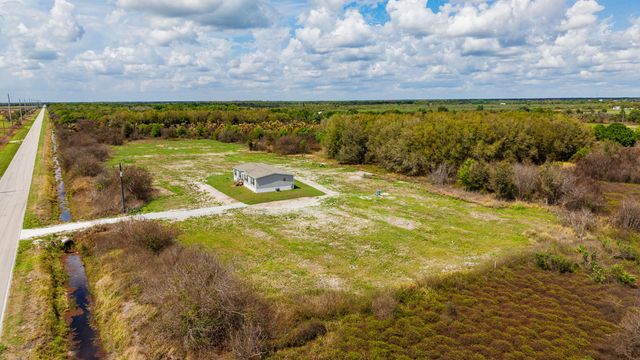 14973 NW 240th Street, Okeechobee, FL 34972