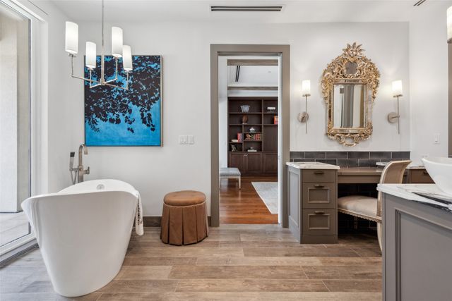 2300 Wolf Street 3D, Dallas, TX 75201