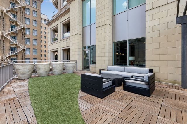 2300 Wolf Street 3D, Dallas, TX 75201