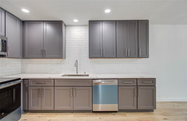 10730 Clear Cove Lane, Houston, TX 77041