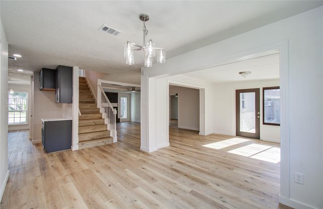 10730 Clear Cove Lane, Houston, TX 77041