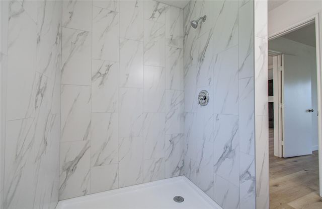 10730 Clear Cove Lane, Houston, TX 77041