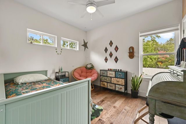 2714 Stacy LN B, Austin, TX 78704