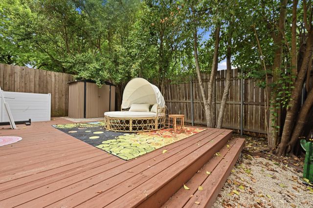 2714 Stacy LN B, Austin, TX 78704